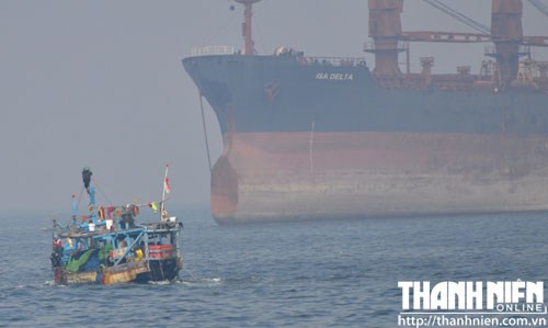 Tàu đánh cá Indonexia trong vịnh Jarkata