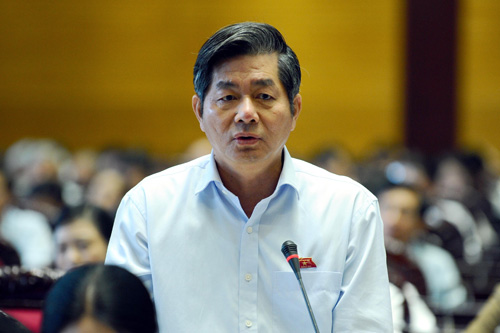Bộ trưởng KH-ĐT Bùi Quang Vinh phát biểu tại nghị trường 