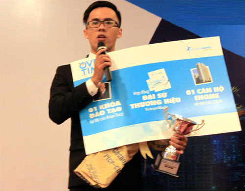 Anh Mai Hữu Chí nhận giải thưởng trị giá 1 tỷ đồng