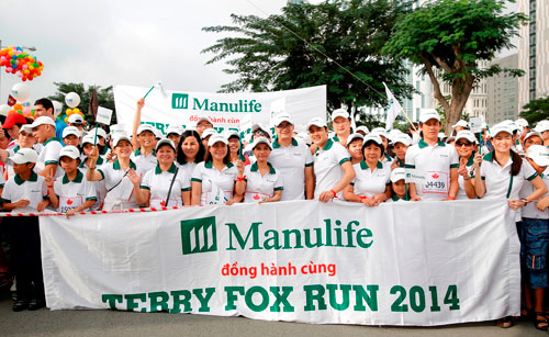 Manulife Việt Nam là đơn vị có số lượng người tham gia Terry Fox Run đông nhất trong những năm qua