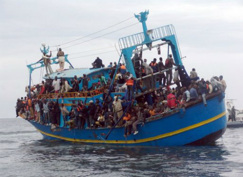 Con thuyền chứa đầy người nhập cư châu Phi năm 2011