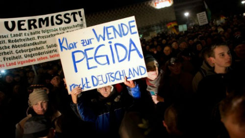 Thủ tướng Merkel phản đối biểu tình chống Hồi giáo ở Đức 2
