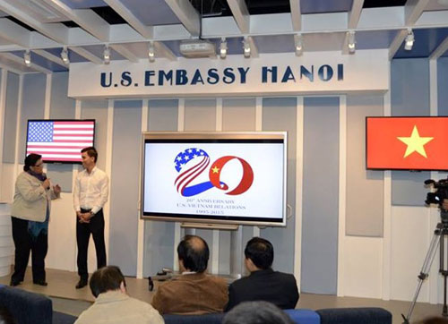 Công bố logo kỷ niệm 20 năm quan hệ Việt – Mỹ