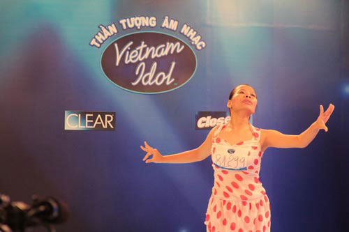 Vietnam Idol 2012 ra trận kém hút 2