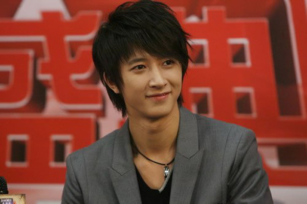 Hangeng (SuJu) thắng kiện SM Entertainment hồi tháng 12.2012