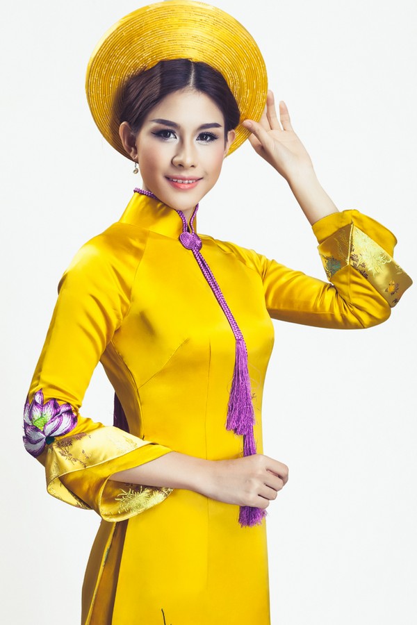 Lô Hương Trâm kiều diễm với áo dài tại Hoa hậu Quốc tế 2013 4