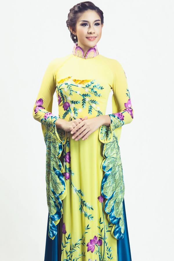 Lô Hương Trâm kiều diễm với áo dài tại Hoa hậu Quốc tế 2013 6