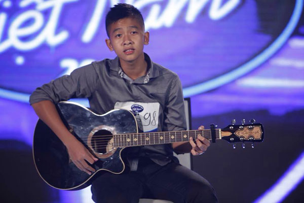 Hotboy mắt cười Vietnam Idol 2013: Bạn bè cứ gọi em là Idol không thôi 1