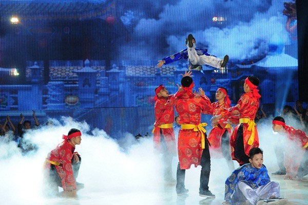 Hà Hồ đốt cháy sân khấu đêm chung kết Vũ điệu đam mê 15
