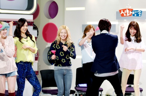 Sao nghiêng ngả trước điệu nhảy popping của Sooyoung (SNSD)