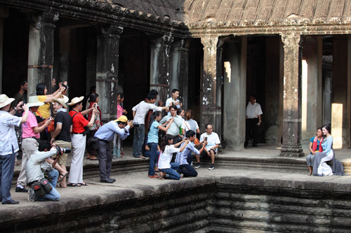 Lý Nhã Kỳ quảng bá du lịch Campuchia 2