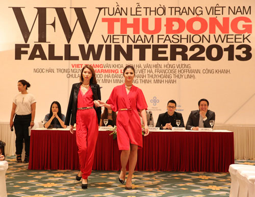 Hoa hậu Ngọc Hân khoe tài thiết kế tại Tuần lễ thời trang thu đông 2013 1