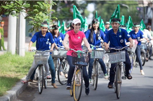 Ngọc Hân môi trường 1