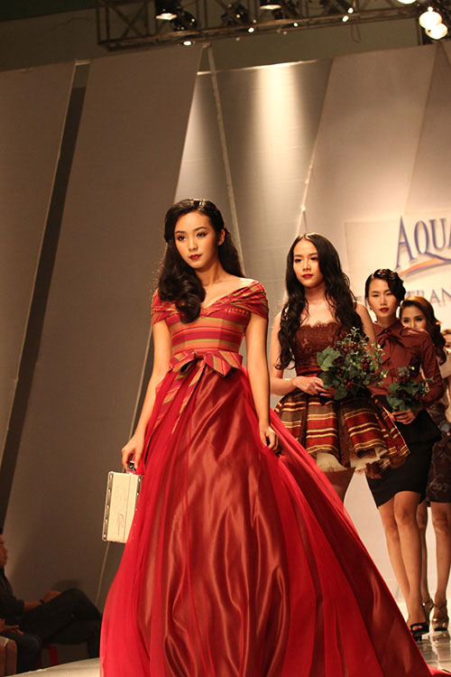 Teen Model Bảo Trân "cạnh tranh" cùng đàn chị Hà Anh, Anh Thư 3
