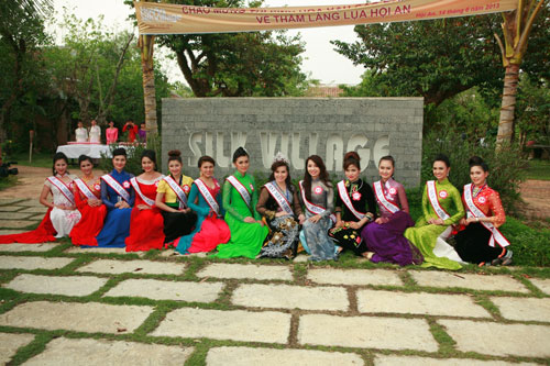 Hoa hậu các dân tộc Việt Nam quảng bá di sản thế giới 12