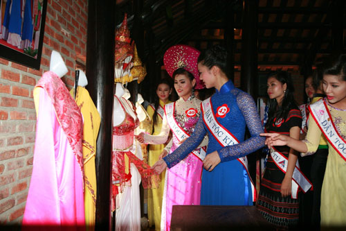 Hoa hậu các dân tộc Việt Nam quảng bá di sản thế giới 19