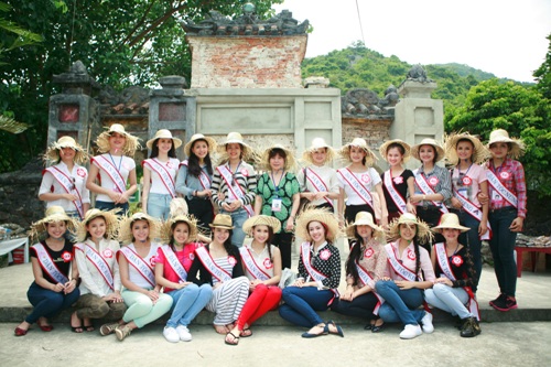 Hoa hậu các dân tộc bảo vệ môi trường tại khu dự trữ sinh quyển thế giới Cù Lao Chàm 
