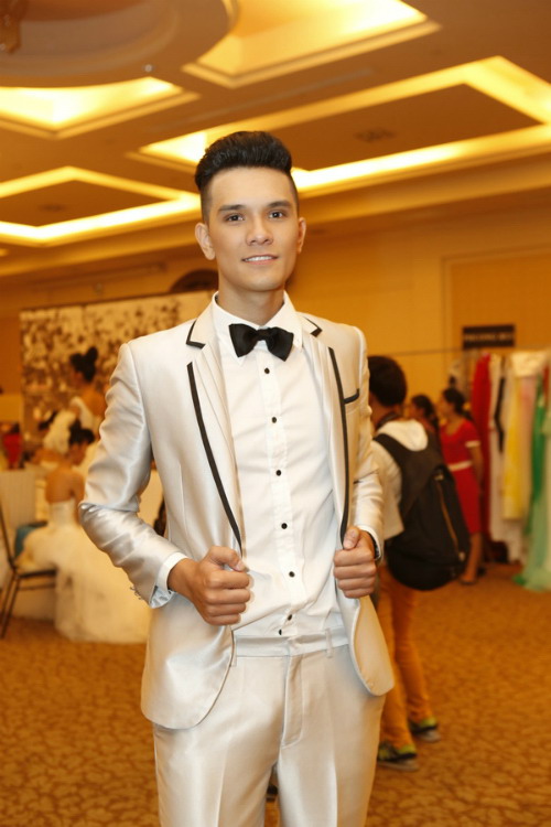 Next Top Model: Bắt gặp thí sinh chuyển giới chăm sóc cho hotboy Việt kiều  1