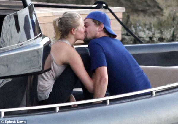 Leo DiCaprio ‘nhức mắt’ trước ảnh nóng của bạn gái 1