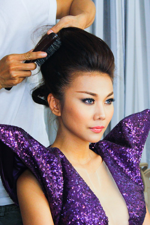 Bắt gặp Thanh Hằng ‘nhí nhố’ trong hậu trường Vietnam’s Next Top Model 4