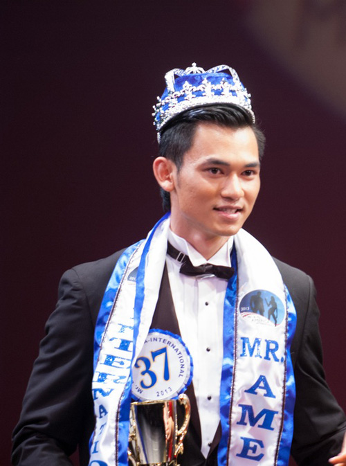 Mr America International 2013 của Mỹ - Lê Anh Huy rất vui vì được góp sức làm những việc thiện cho quê hương 2