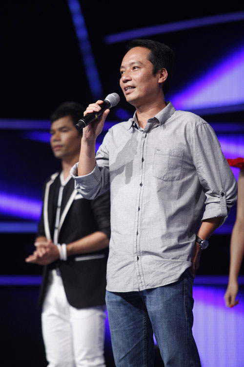 Nhạc sĩ Anh Quân thay Quốc Trung chính thức ngồi “ghế nóng” Vietnam Idol 6