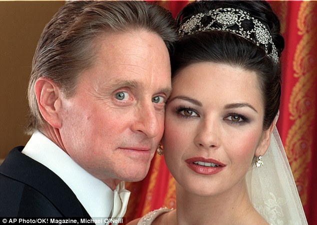 Catherine Zeta Jones không muốn chia tay Michael Douglas 1