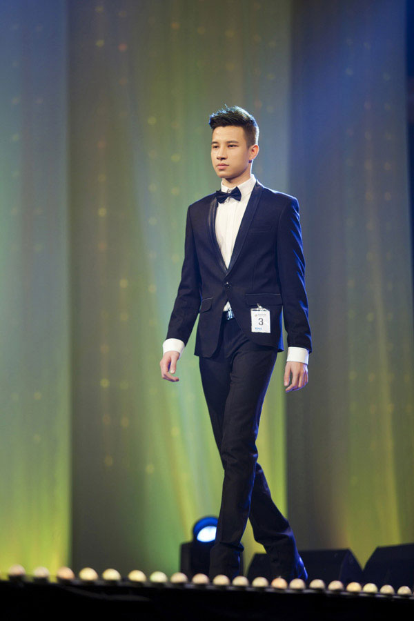 Sau khi chia tay hotboy Huỳnh Anh, Kỳ Hân đoạt giải Người mẫu trẻ châu Á 12