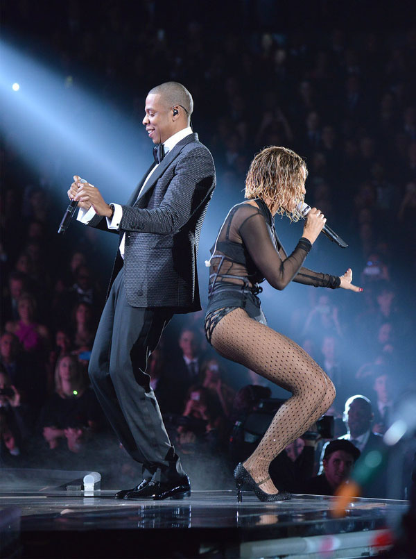 Vợ chồng Beyoncé sexy, Pink đu dây trong Lễ trao giải Grammy 2014 1d