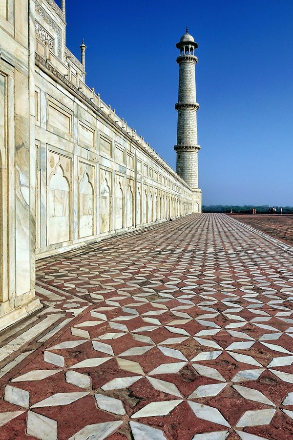 Taj Mahal 13