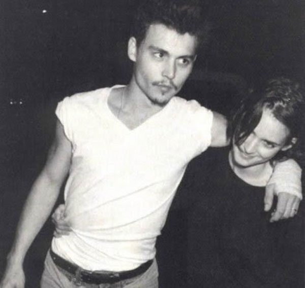 Johnny Depp mời tình cũ dự tiệc đính hôn tình mới 12