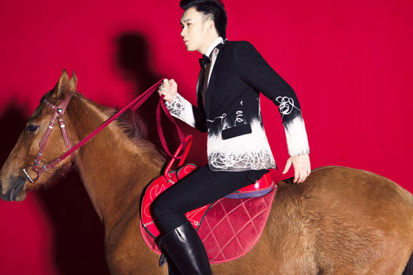 Dương Triệu Vũ h&oacute;a giải tin đồn bất h&ograve;a với Văn Mai Hương 2