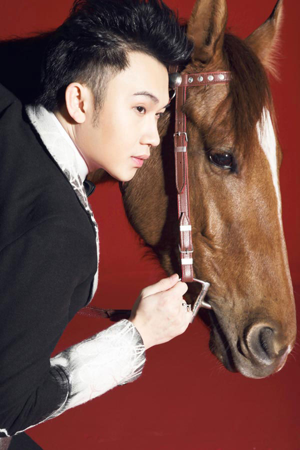 Dương Triệu Vũ h&oacute;a giải tin đồn bất h&ograve;a với Văn Mai Hương 6