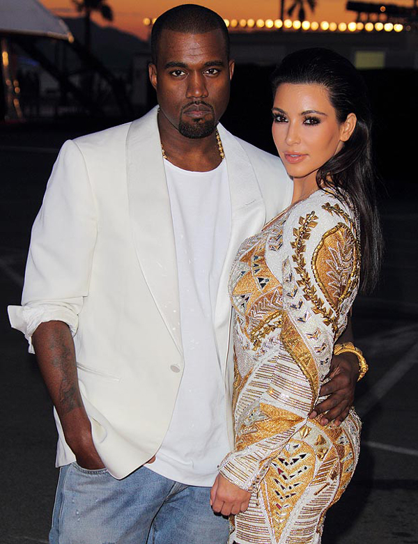 Kim Kardashian và Kanye West tổ chức đám cưới bí mật 2