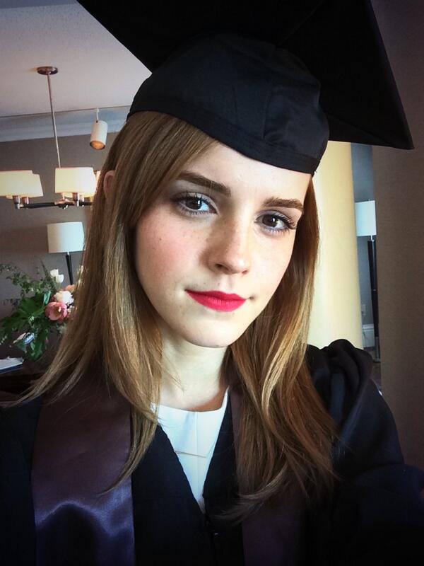 Emma Watson xinh đẹp đã tốt nghiệp Đại học 4