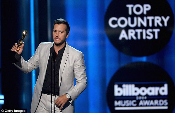 Justin Timberlake ‘ẵm’ 7 giải thưởng tại Billboard Music Awards 2014 4