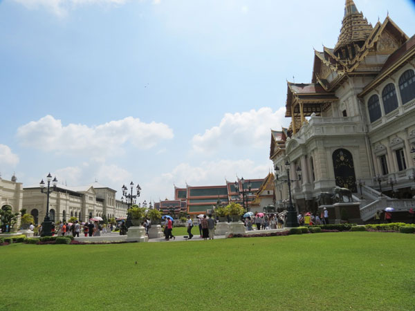 Đi lạc trong Hoàng cung Thái Lan 11