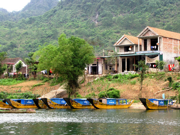 Lên thuyền thưởng ngoạn động Tiên Sơn 10