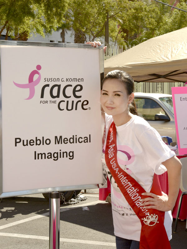 Hoa hậu quý bà Sương Đặng tham gia đi bộ cùng bà thị trưởng Las Vegas gây quỹ chống ung thư ngực 6