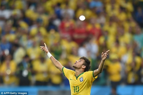 Neymar nhanh chóng ghi hai bàn thắng mở đường cho chiến thắng chung cuộc 3-1 của Brazil