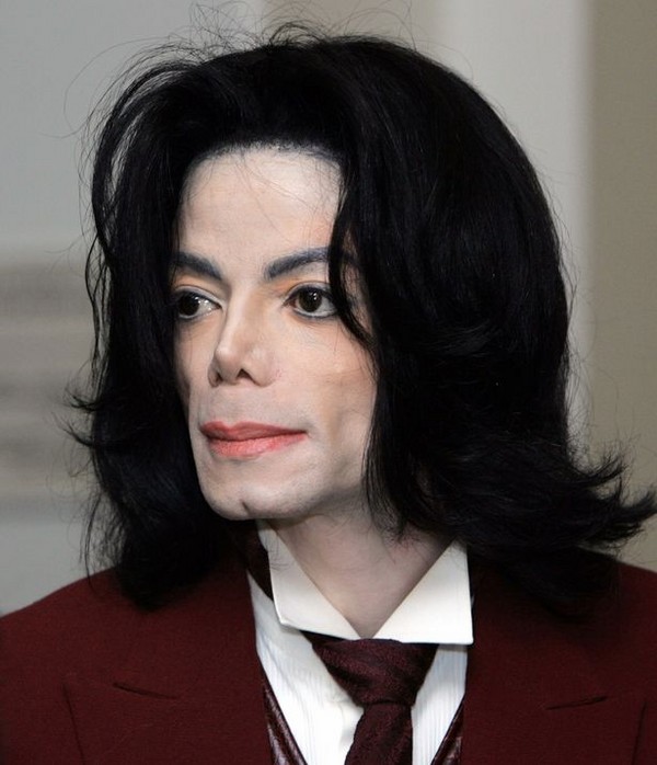 “Ông hoàng nhạc pop” Michael Jackson sống cô đơn và hoang tưởng vào nửa năm cuối đời - Ảnh: Wirelmage