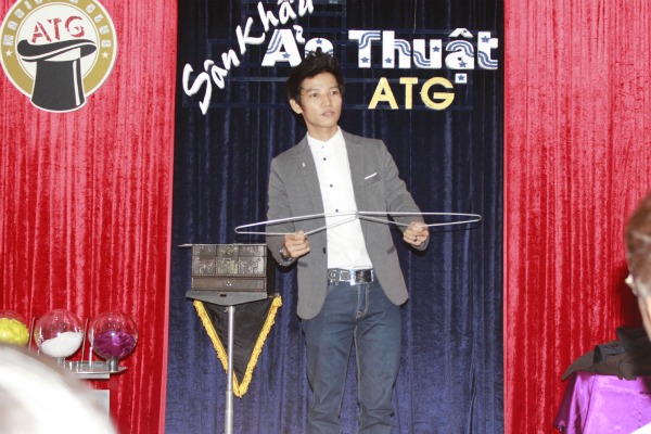  Hai tài năng của cuộc thi Vietnam’s Got Talent trình diễn trong sự kiện