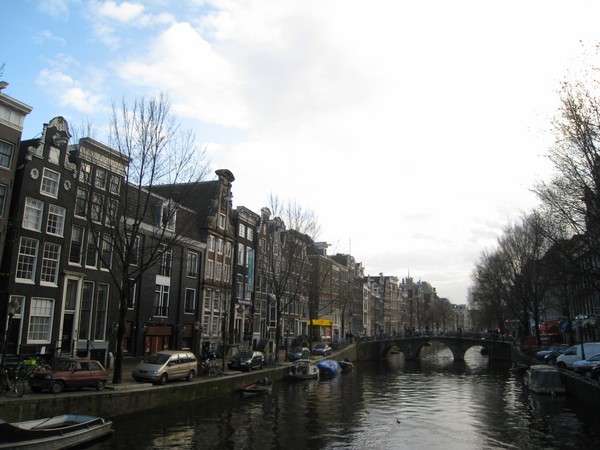 Amsterdam: Đêm lẫn trong ngày 4