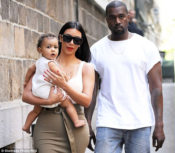 Kim Kardashian muốn sinh thêm con 1