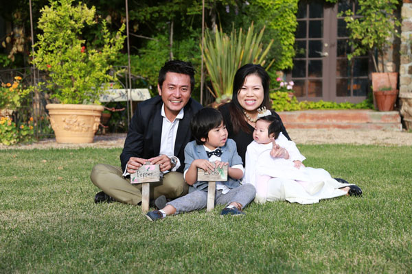 Vừa qua, “Jang Dong Gun phiên bản Việt” đã cùng vợ, hai con và mẹ ruột có chuyến du lịch dài ngày tại nhiều địa điểm nổi tiếng trên đất Mỹ