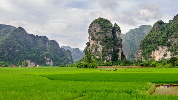 Cung đường qua thung lũng đá vôi tại Hữu Lũng, Lạng Sơn tuyệt đẹp 6