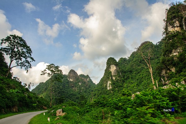 Cung đường qua thung lũng đá vôi tại Hữu Lũng, Lạng Sơn tuyệt đẹp 7