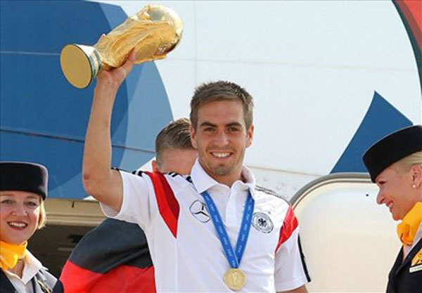 Philipp Lahm: Thủ quân Đức rời khỏi Tuyển quốc gia 1