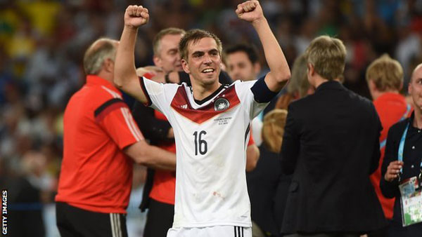 Philipp Lahm: Thủ quân Đức rời khỏi Tuyển quốc gia 2