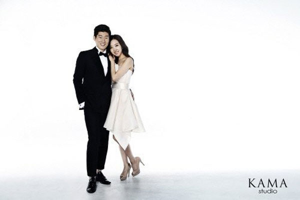 Park Ji Sung khoe ảnh cưới đẹp lung linh 7